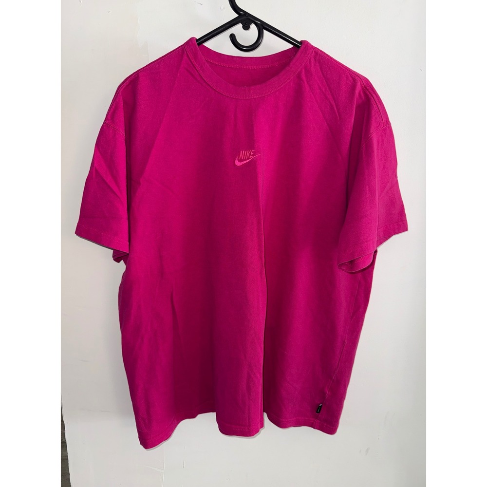 Nike Sportswear Max 90 T-Shirt Mens Large Magenta Pink Embroidered Logo Tee